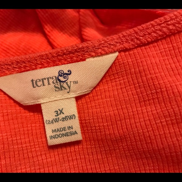 Women’s knit tank top size 3X (24W-26W) - Picture 5 of 6